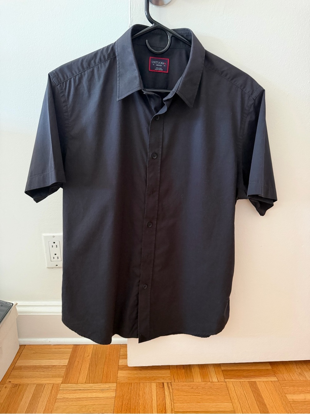 UNTUCKit Short Sleeve Button-Down Shirt - Black